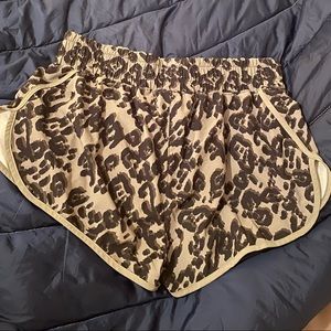 Victoria’s Secret size M short